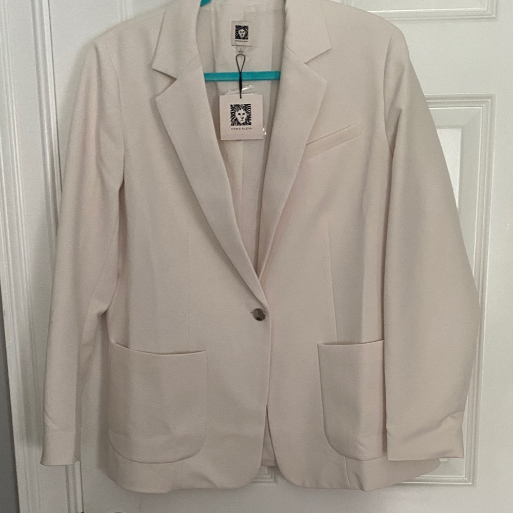 Anne Klein Elegant Cream Blazer